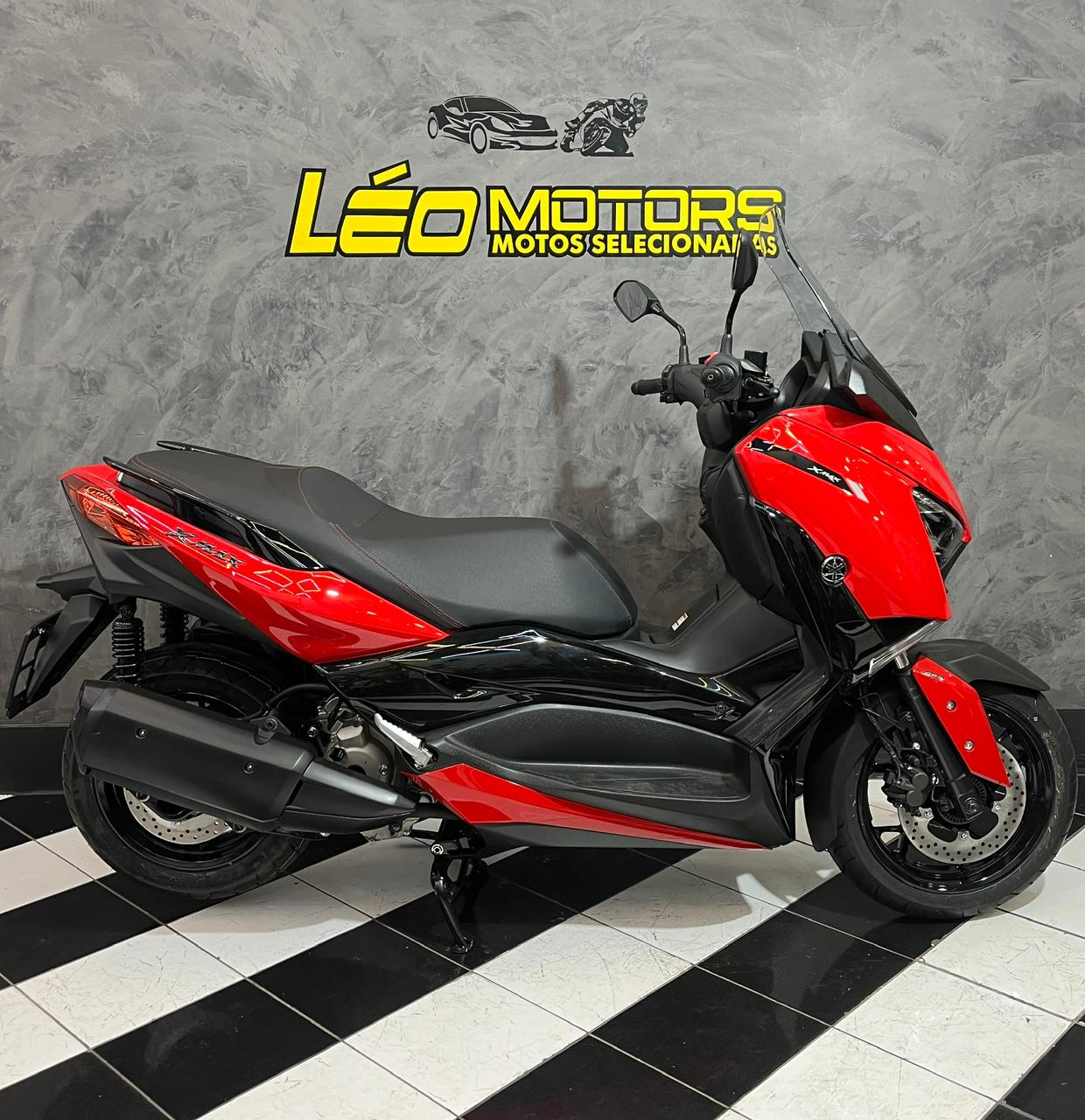 Yamaha XMAX 250 ABS Vermelha